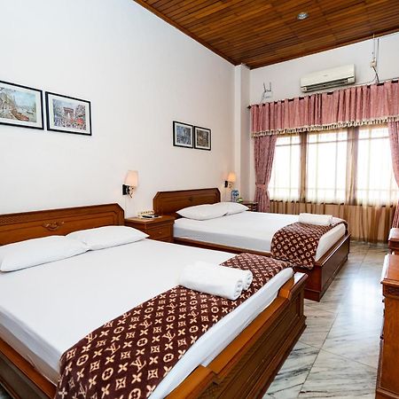 D Ajenk Boutique Guesthouse Kejayan Εξωτερικό φωτογραφία