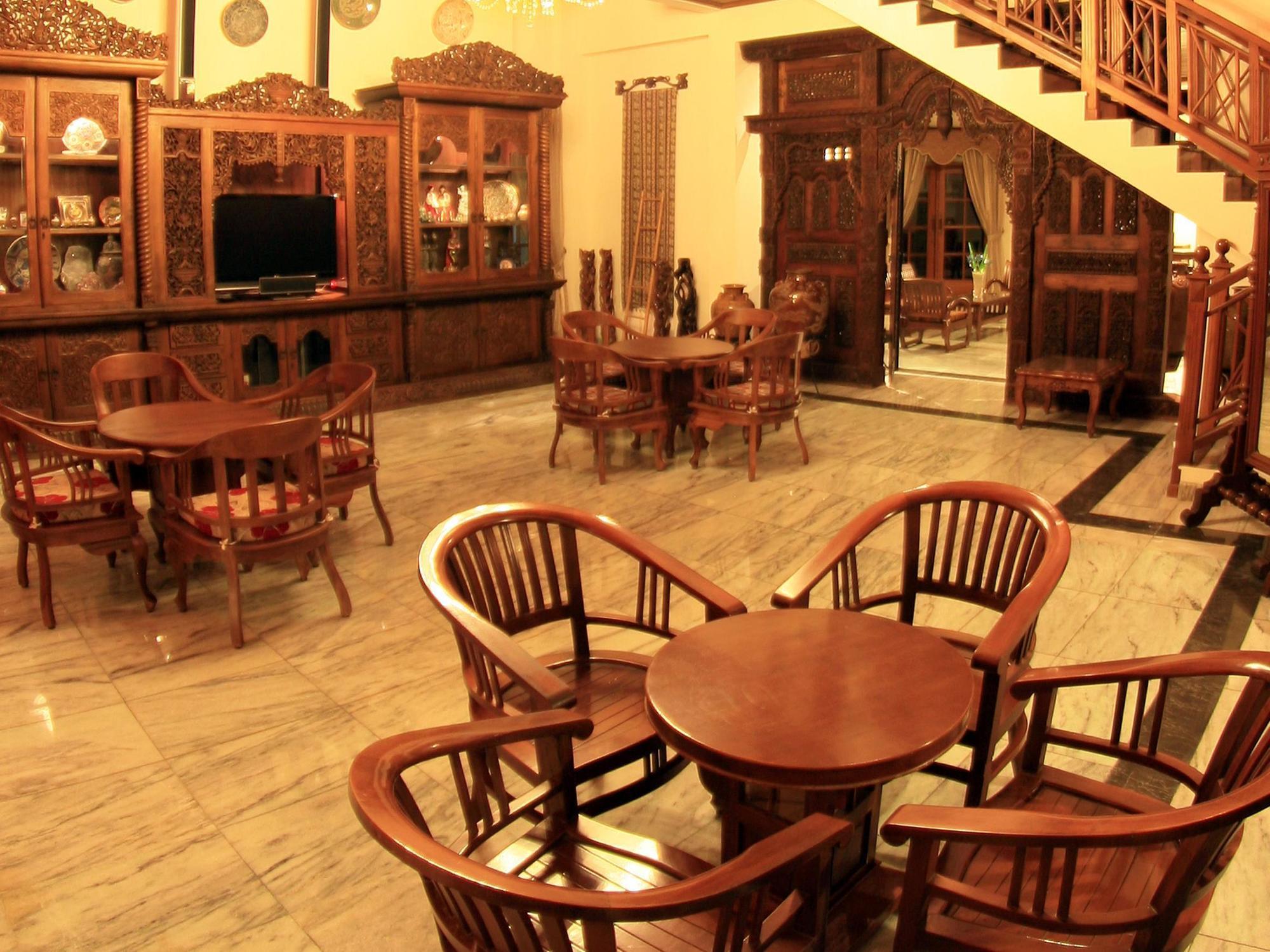 D Ajenk Boutique Guesthouse Kejayan Εξωτερικό φωτογραφία